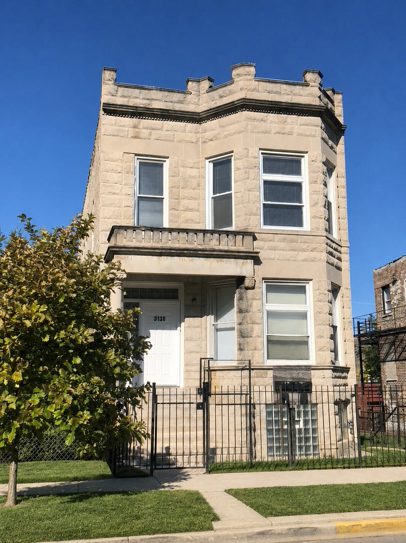 3130 W Polk Street