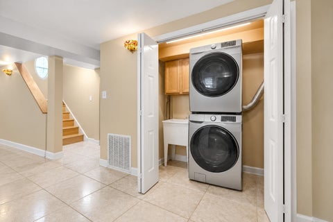 Tiny photo for 323 Karen Avenue, Romeoville, IL 60446 (MLS # 12792193)