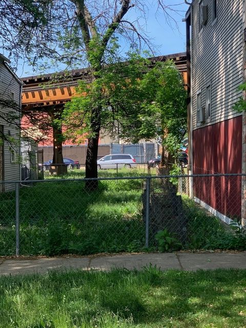 2856 W Belden Avenue Chicago IL 60647
