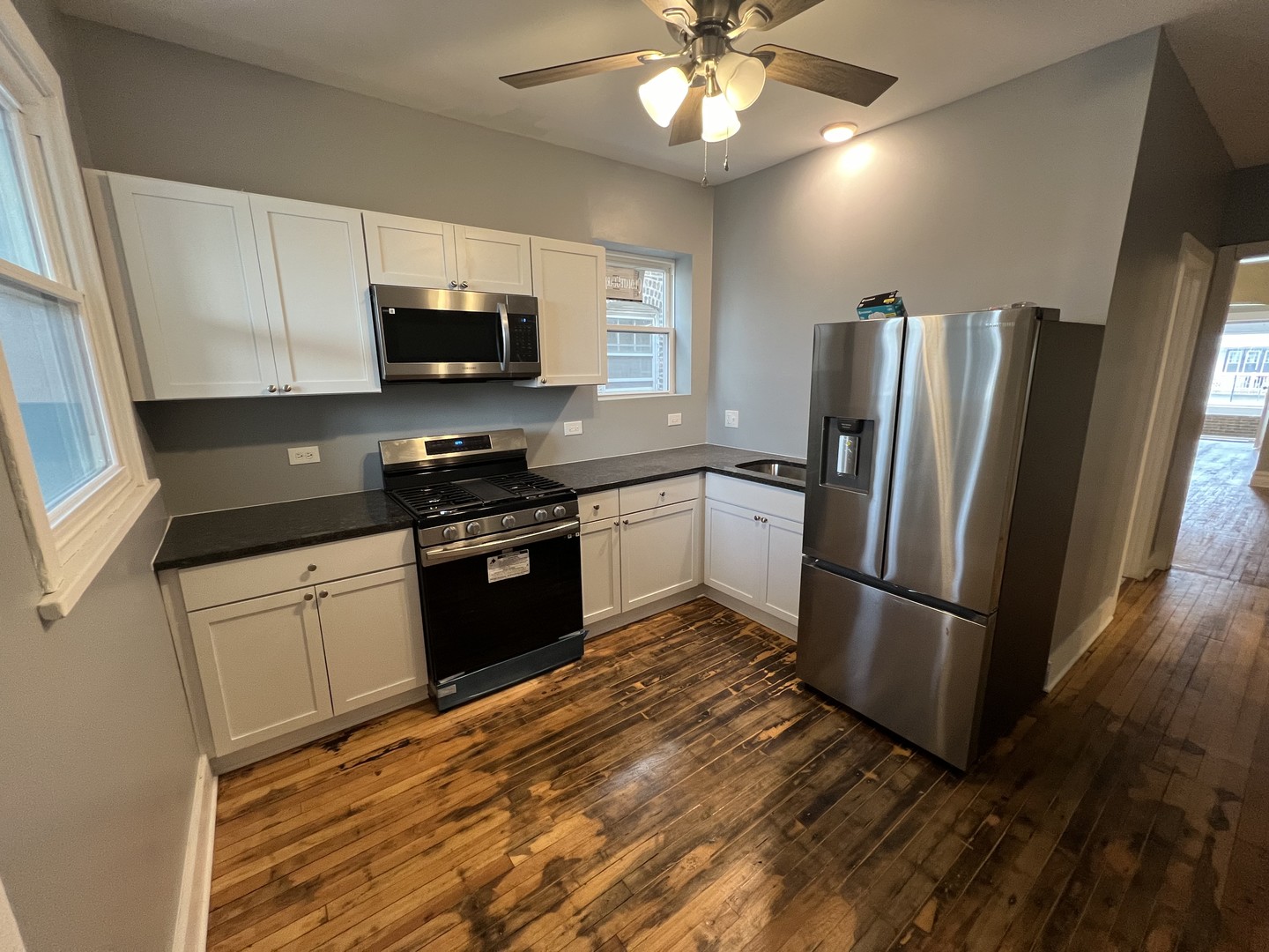 Chicago, Illinois 60644, United States, 2 Bedrooms Bedrooms, ,1 BathroomBathrooms,Residential,Active,134186