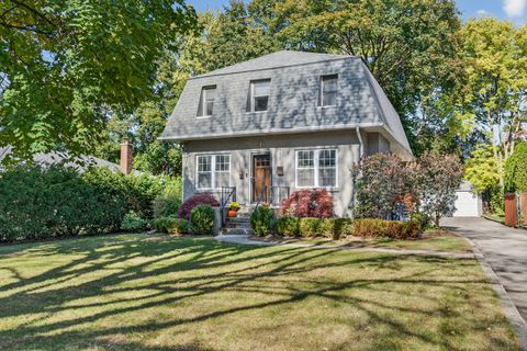 Photo of 2208 Wilmette Avenue, Wilmette, IL 60091 (MLS # 12573743)