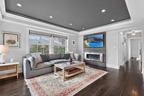 Tiny photo for 2208 Wilmette Avenue, Wilmette, IL 60091 (MLS # 12573743)