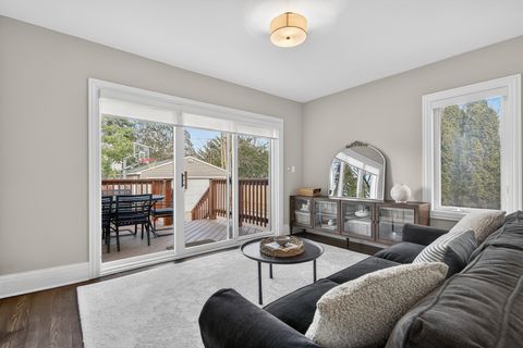 Tiny photo for 2208 Wilmette Avenue, Wilmette, IL 60091 (MLS # 12573743)