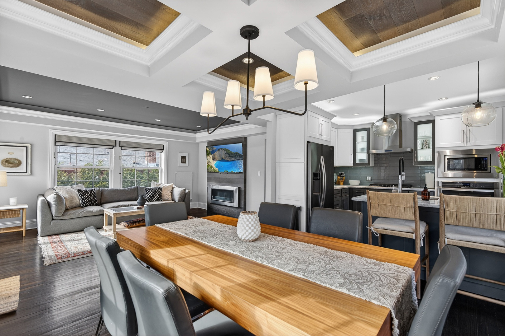 2208 Wilmette Avenue