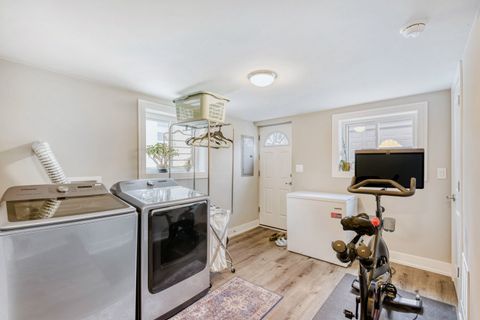 Tiny photo for 7065 N Hamlin Avenue, Lincolnwood, IL 60712 (MLS # 12589386)