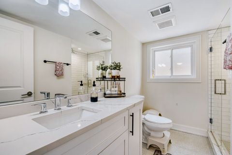 Tiny photo for 7065 N Hamlin Avenue, Lincolnwood, IL 60712 (MLS # 12589386)