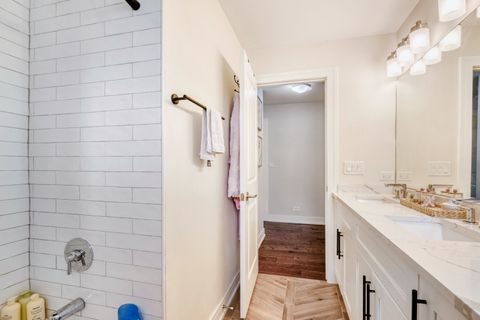 Tiny photo for 7065 N Hamlin Avenue, Lincolnwood, IL 60712 (MLS # 12589386)