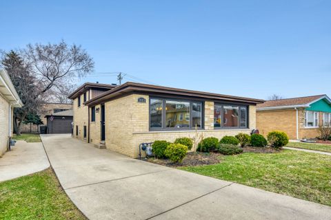 7065 N Hamlin Avenue Lincolnwood IL 60712