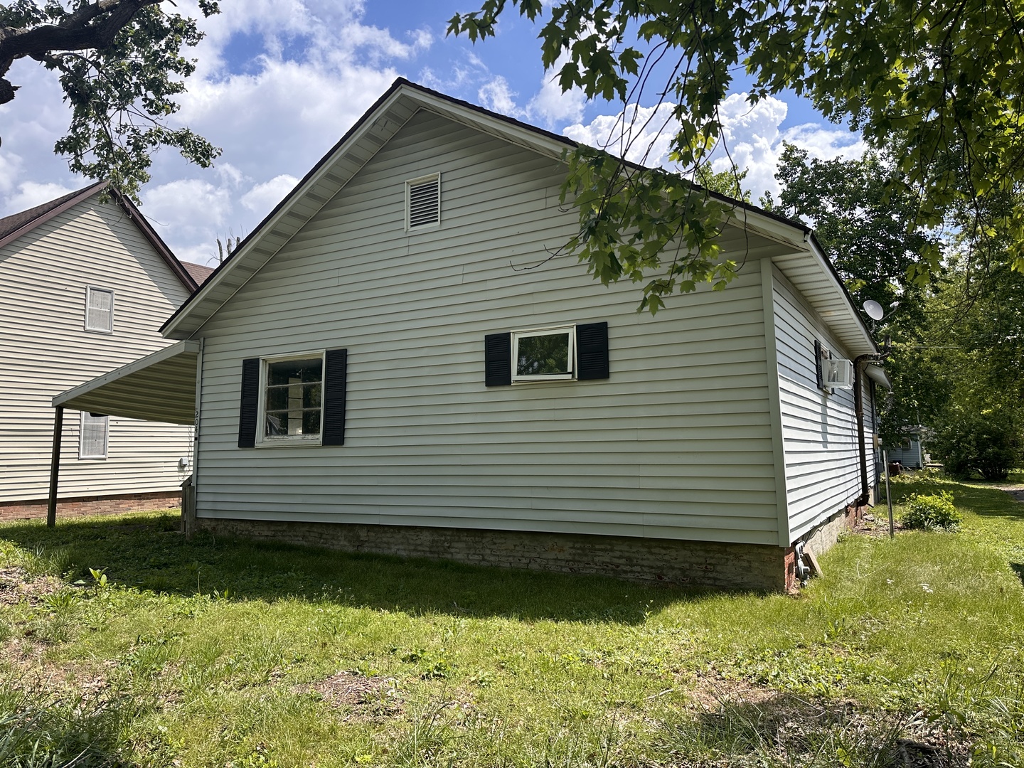 204 S 10th Street