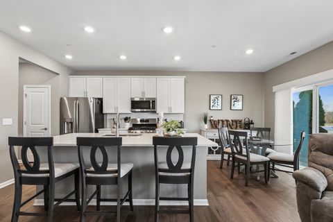 Tiny photo for 3206 Martini Street, Mundelein, IL 60060 (MLS # 12589513)