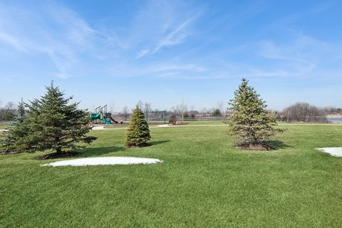 Tiny photo for 3206 Martini Street, Mundelein, IL 60060 (MLS # 12589513)