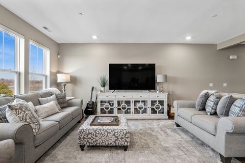 Tiny photo for 3206 Martini Street, Mundelein, IL 60060 (MLS # 12589513)