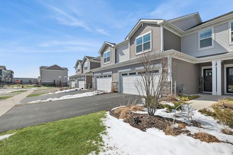 Tiny photo for 3206 Martini Street, Mundelein, IL 60060 (MLS # 12589513)