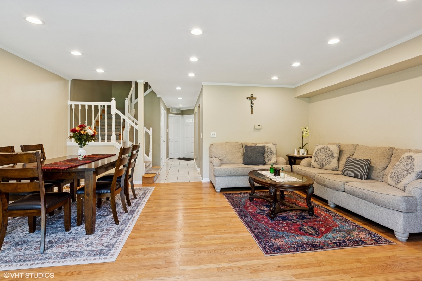 1222 WELLINGTON Court 1222