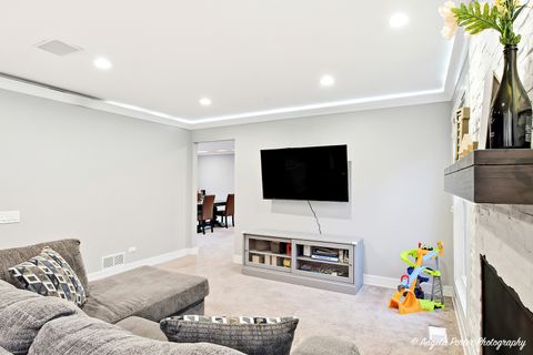 Tiny photo for 1670 Yosemite Parkway, Algonquin, IL 60102 (MLS # 12519262)