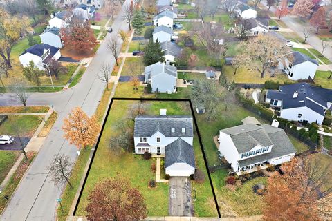 Tiny photo for 1670 Yosemite Parkway, Algonquin, IL 60102 (MLS # 12519262)