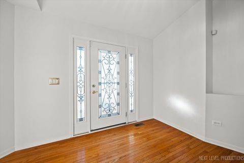 Tiny photo for 608 Clearwater Court, Oswego, IL 60543 (MLS # 12474391)