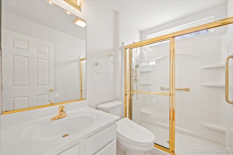 Tiny photo for 608 Clearwater Court, Oswego, IL 60543 (MLS # 12474391)