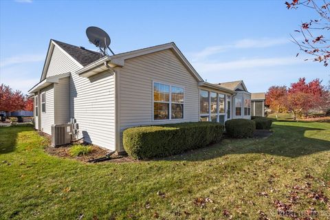 Tiny photo for 608 Clearwater Court, Oswego, IL 60543 (MLS # 12474391)