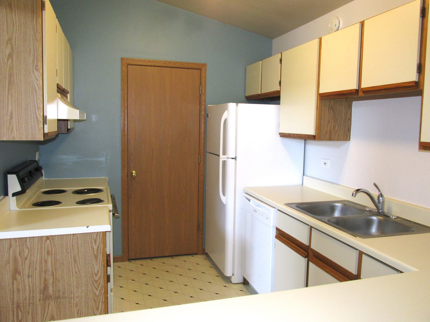 1350 CUNAT Court 2D