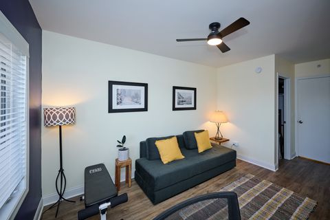 Tiny photo for 740 Creekside Drive #510, Mount Prospect, IL 60056 (MLS # 12500734)