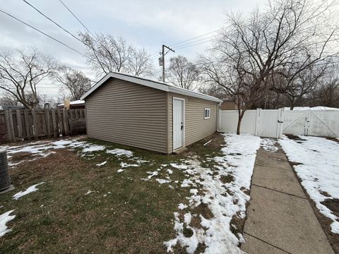 Tiny photo for 517 E 146th Street, Dolton, IL 60419 (MLS # 12522806)