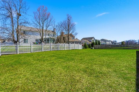 Tiny photo for 100 Sycamore Drive, Bolingbrook, IL 60490 (MLS # 12596061)