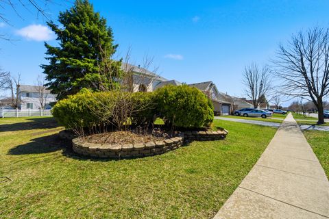 Tiny photo for 100 Sycamore Drive, Bolingbrook, IL 60490 (MLS # 12596061)