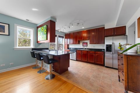 Tiny photo for 9100 Lamon Avenue #2S, Skokie, IL 60077 (MLS # 12627982)