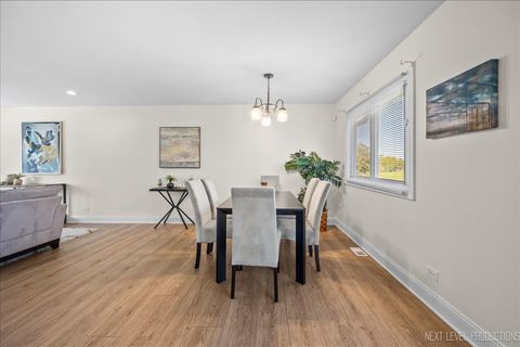 Tiny photo for 5628 Crestwood Road, Matteson, IL 60443 (MLS # 12520309)