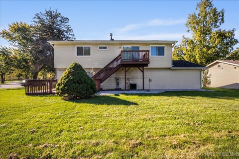 Tiny photo for 5628 Crestwood Road, Matteson, IL 60443 (MLS # 12520309)