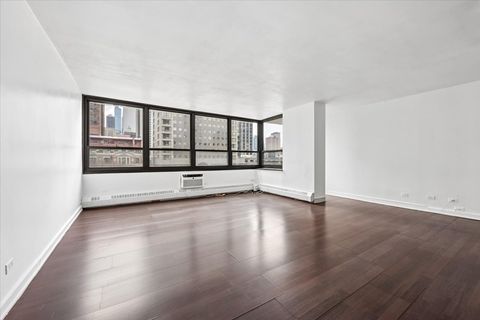 Tiny photo for 33 E Cedar Street #7D, Chicago, IL 60611 (MLS # 12605211)