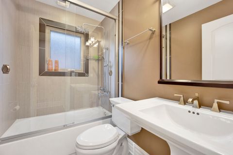 Tiny photo for 2323 Douglas Avenue, Des Plaines, IL 60018 (MLS # 12571913)