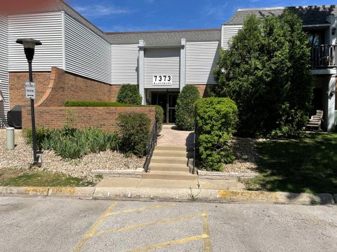 7373 Blackburn Avenue Unit 104, Downers Grove, IL 60516 - #: 12667144