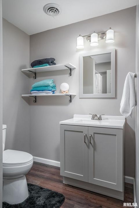 Tiny photo for 76 Parkview Drive, Eldridge, IA 52748 (MLS # 12600265)