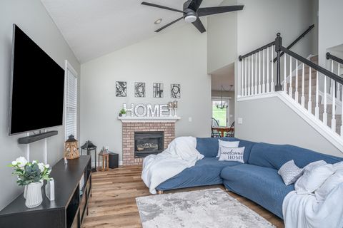 Tiny photo for 76 Parkview Drive, Eldridge, IA 52748 (MLS # 12600265)