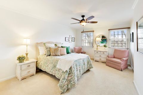 Tiny photo for 860 S Carriageway Lane, Palatine, IL 60067 (MLS # 12592963)