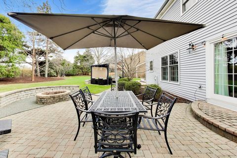 Tiny photo for 860 S Carriageway Lane, Palatine, IL 60067 (MLS # 12592963)