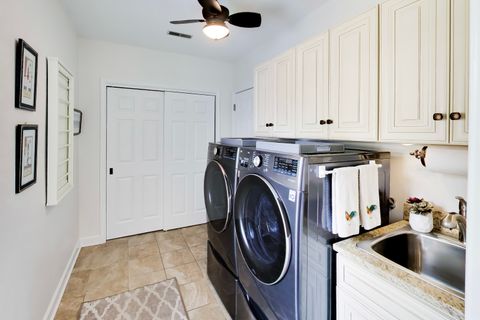 Tiny photo for 860 S Carriageway Lane, Palatine, IL 60067 (MLS # 12592963)