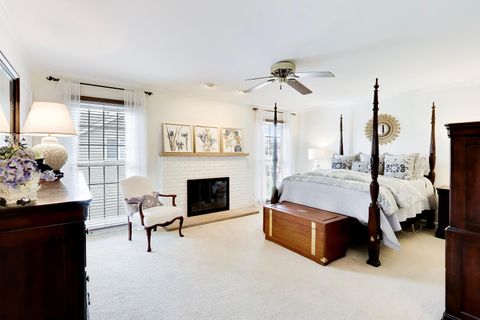 Tiny photo for 860 S Carriageway Lane, Palatine, IL 60067 (MLS # 12592963)