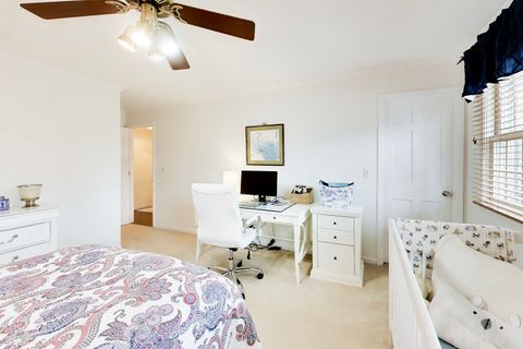 Tiny photo for 860 S Carriageway Lane, Palatine, IL 60067 (MLS # 12592963)