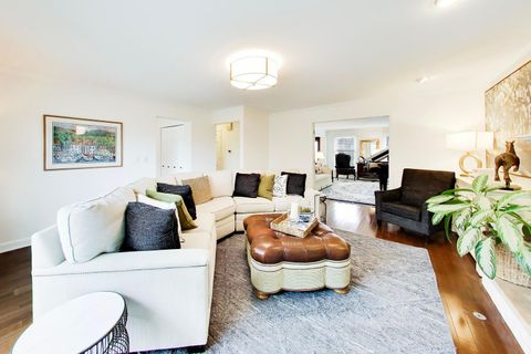 Tiny photo for 860 S Carriageway Lane, Palatine, IL 60067 (MLS # 12592963)