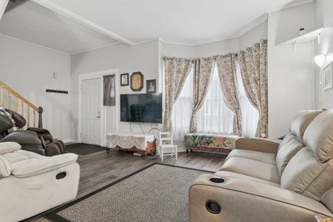 Tiny photo for 2450 N CENTRAL PARK Avenue, Chicago, IL 60647 (MLS # 12592966)