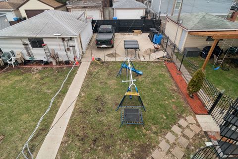 Tiny photo for 2450 N CENTRAL PARK Avenue, Chicago, IL 60647 (MLS # 12592966)