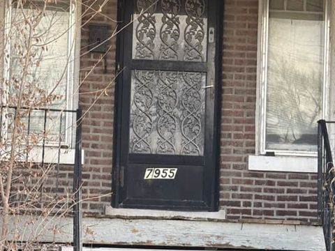 Tiny photo for 7955 S Ridgeland Avenue, Chicago, IL 60617 (MLS # 12581918)