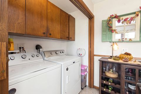 Tiny photo for 6821 Saratoga Drive, Bridgeview, IL 60455 (MLS # 12481663)