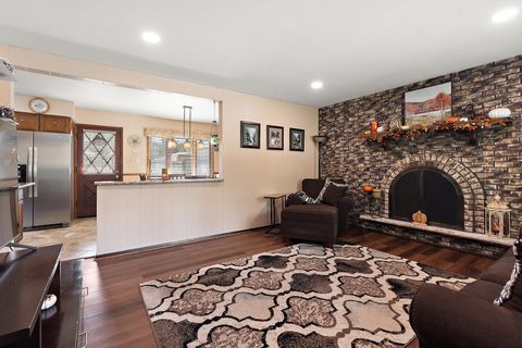 Tiny photo for 6821 Saratoga Drive, Bridgeview, IL 60455 (MLS # 12481663)