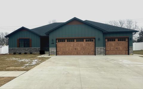 Photo of 1356 Eagle Bluff Drive, Bourbonnais, IL 60914 (MLS # 12556127)