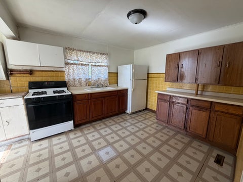 Tiny photo for 615 Garver Avenue, Rockford, IL 61102 (MLS # 12793556)