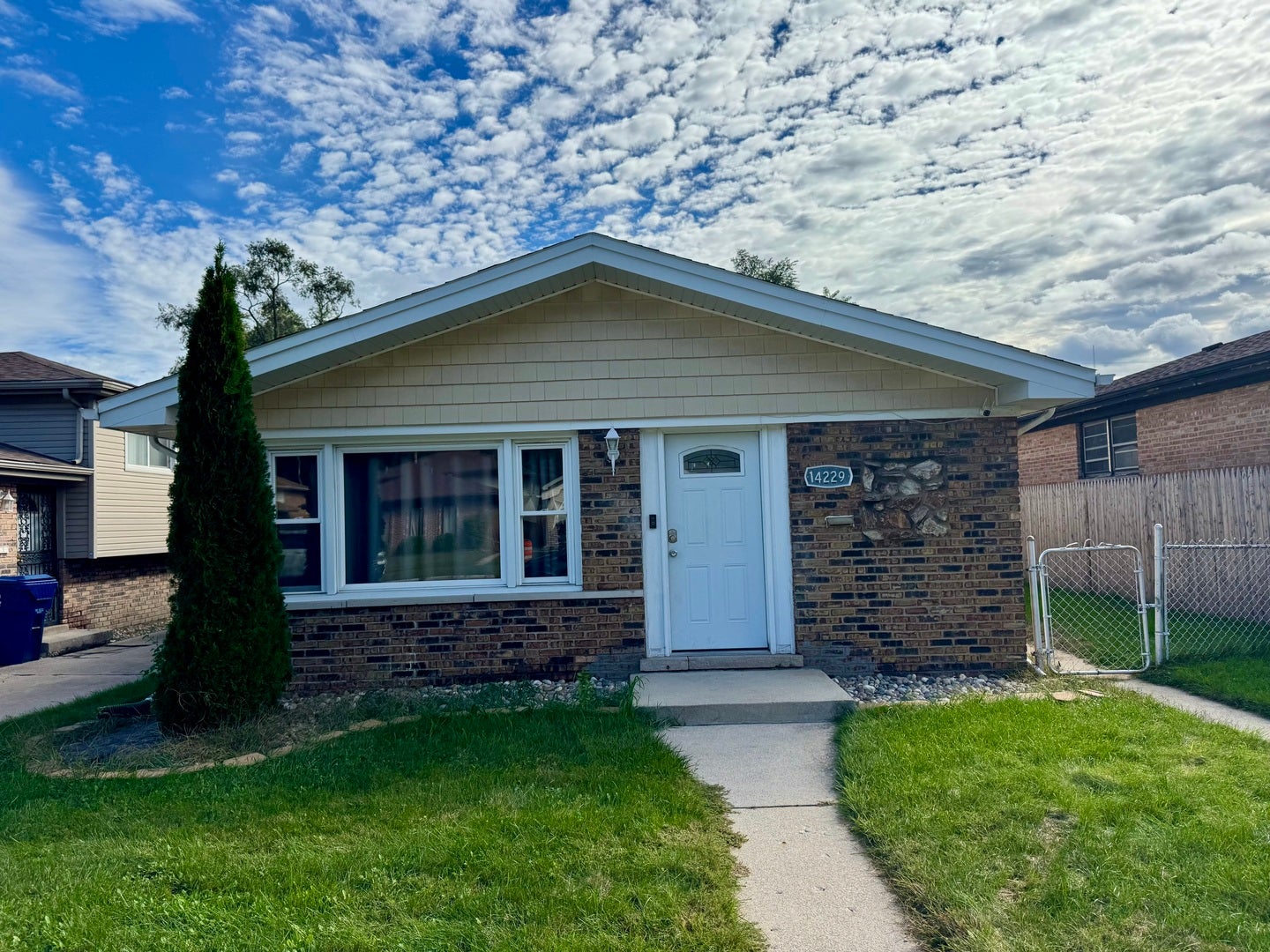 14229 S Saginaw Avenue